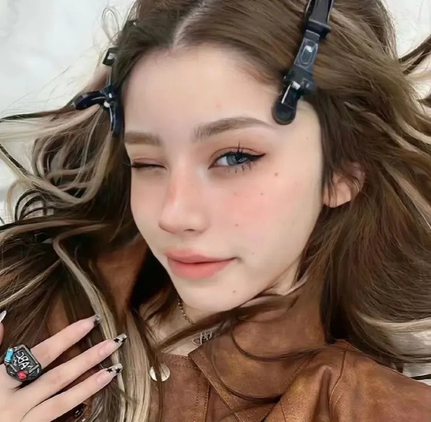 侦防危机 封面